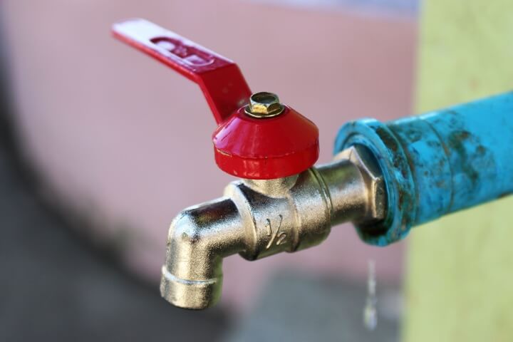 10 Essential Plumbing Tips for Homeowner